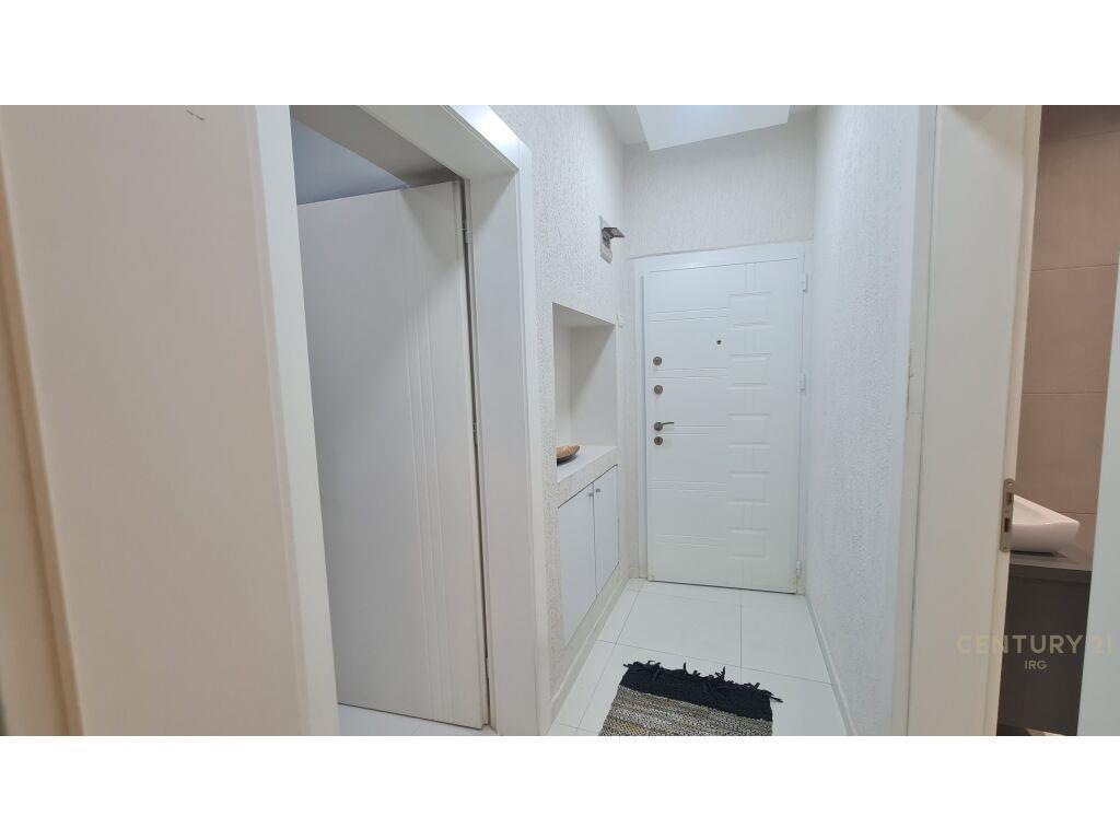 Apartament 1+1 i mobiluar te Pallatet Agimi! IRG98670