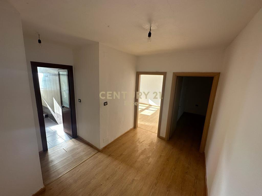 JEPET ME QIRA APARTAMENT 1 + 1 TEK KOMUNA E PARISIT.EL98640