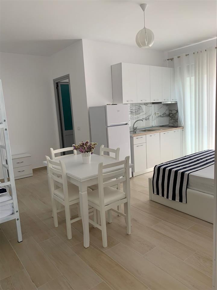 Dhoma plazhi ne Borsh