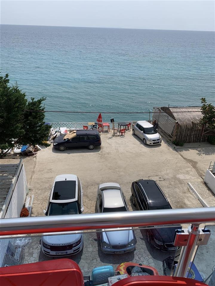 Dhoma plazhi ne Borsh