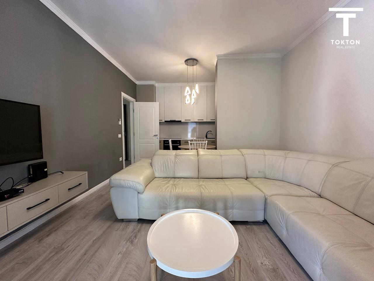 SHITET, APARTAMENT 2+1, FRESKU, TIRANË. TT 1053