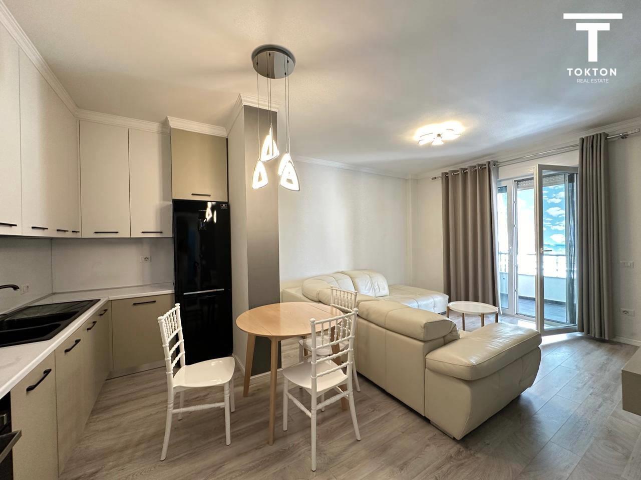 SHITET, APARTAMENT 2+1, FRESKU, TIRANË. TT 1053