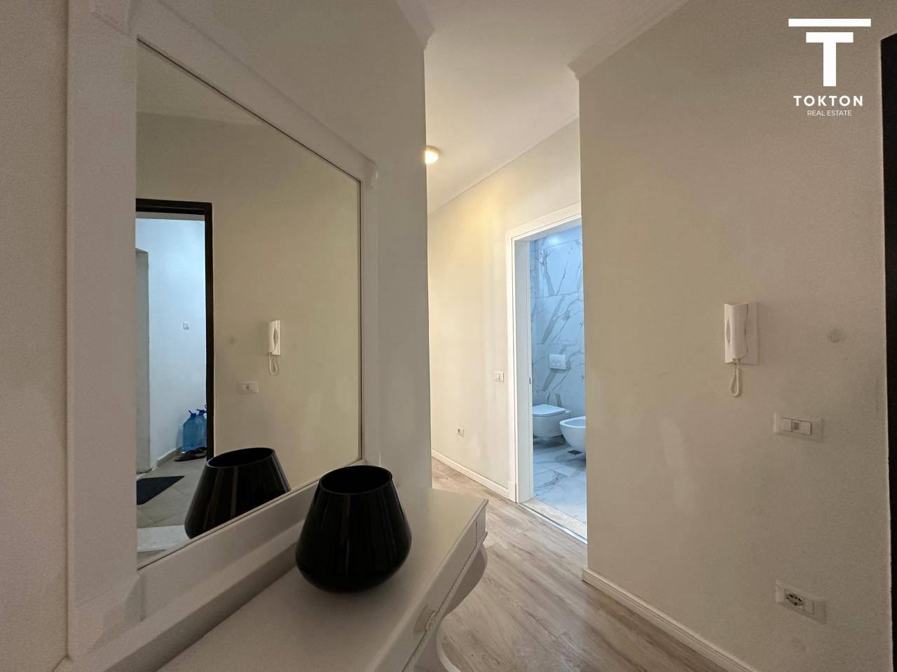 SHITET, APARTAMENT 2+1, FRESKU, TIRANË. TT 1053