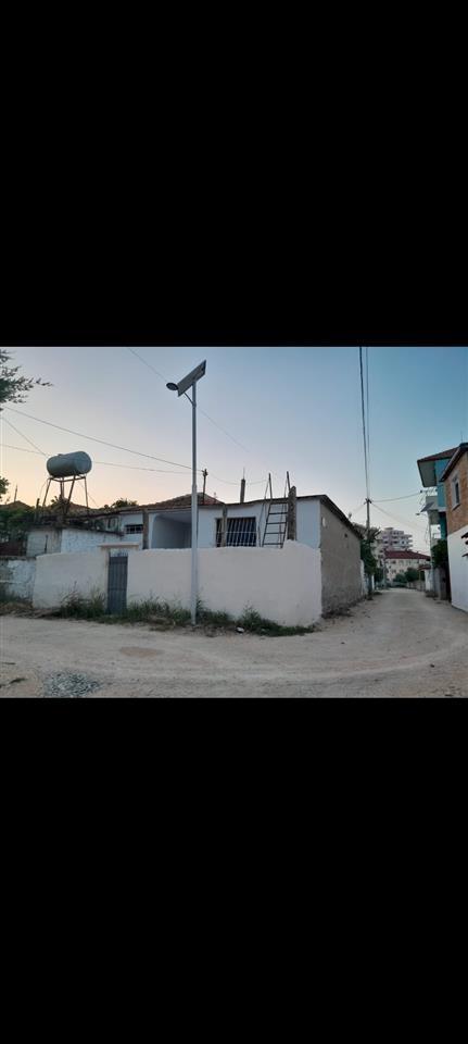 Okazion shitet shtepi private ne fier lagja liri