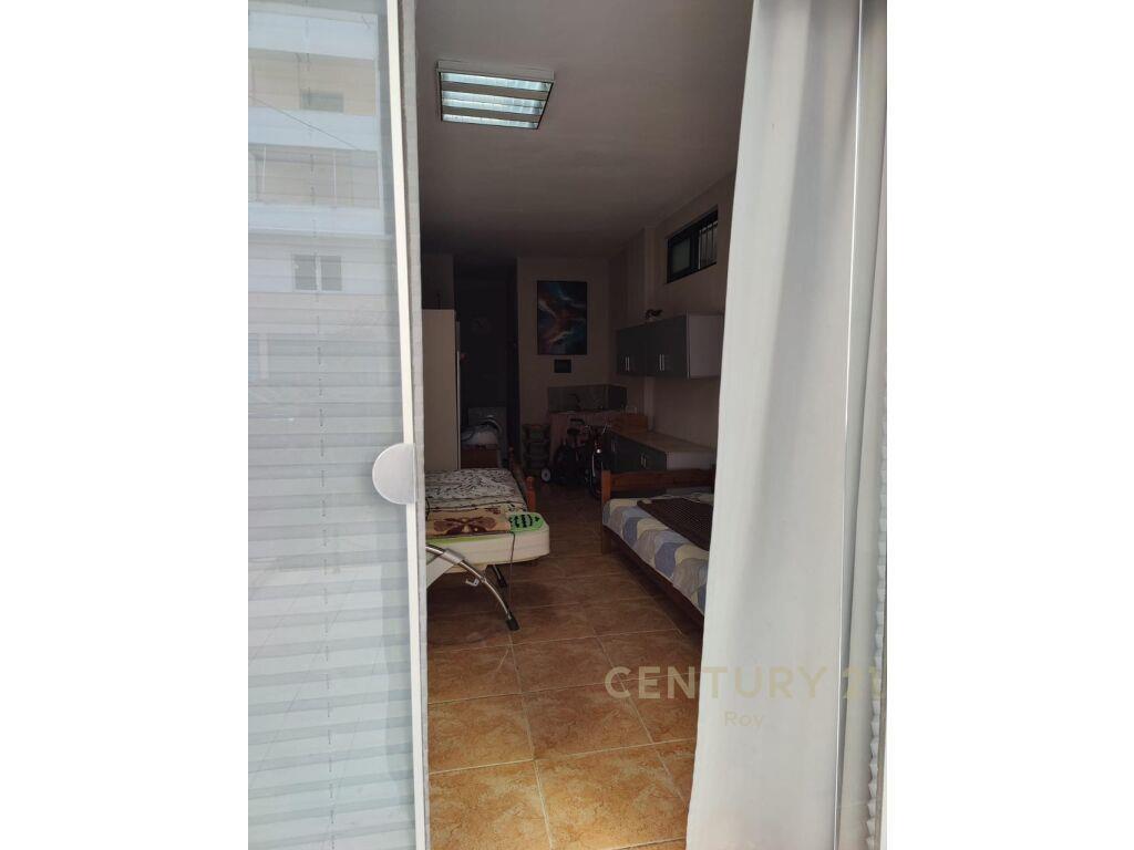 SHITET GARZONIERE +16M OBORR NE PLAZH, DURRES!