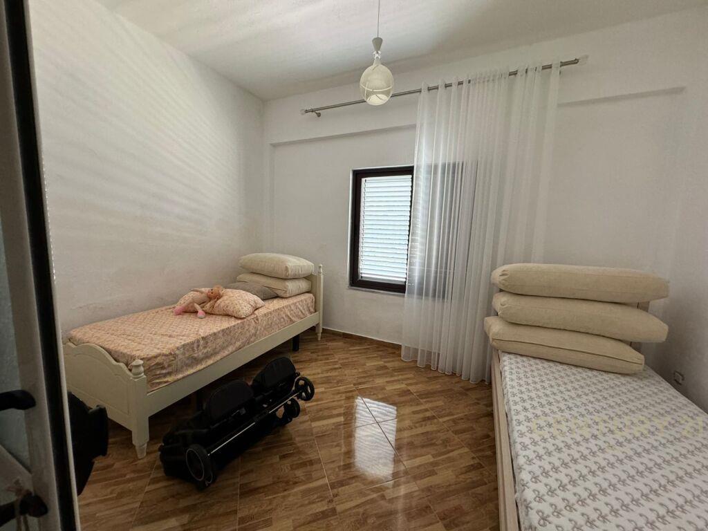 SHITET VILE DY KATESHE NE SPITALLE !