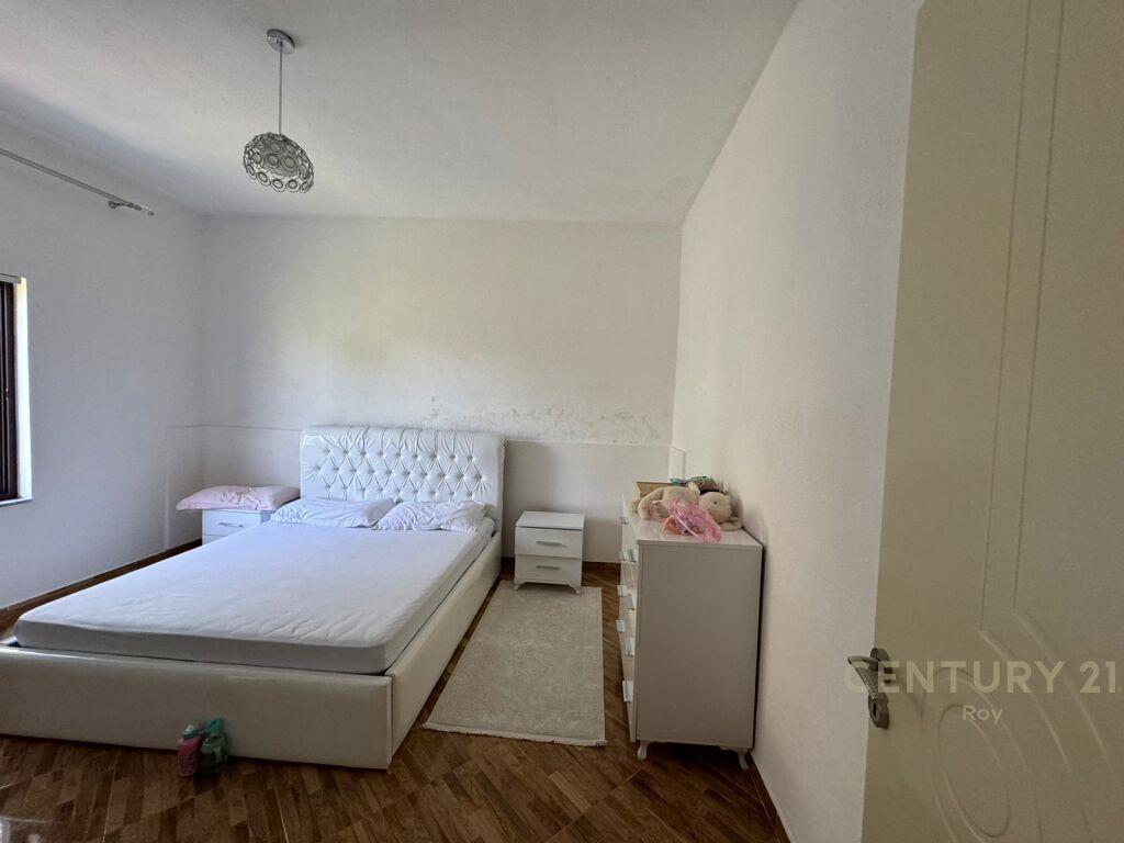 SHITET VILE DY KATESHE NE SPITALLE !