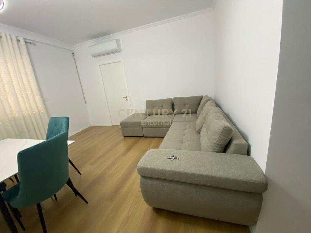 Qira | Apartament 2+1 | Selitë 500 € | 97 m2