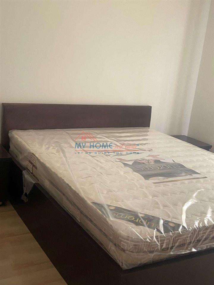 Apartament 3+1 me qera tek Rruga e Barrikadave