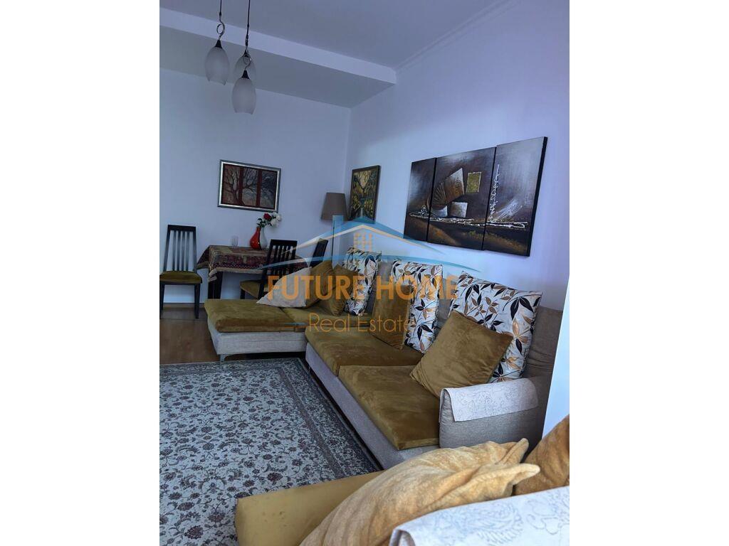 apartament me qera 1+1,