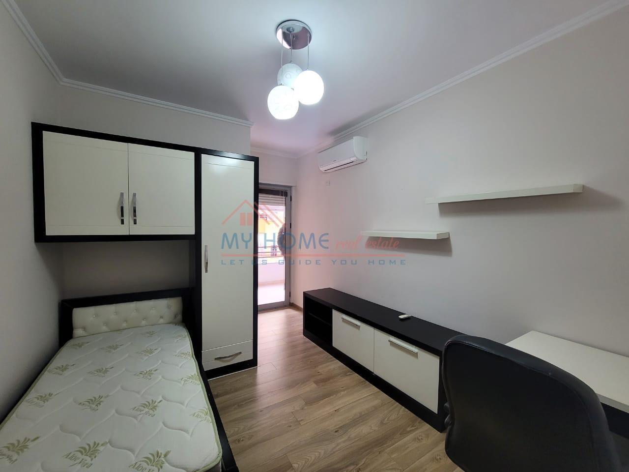 Apartament 2+1+2 ne shitje tek Liqeni i Thate