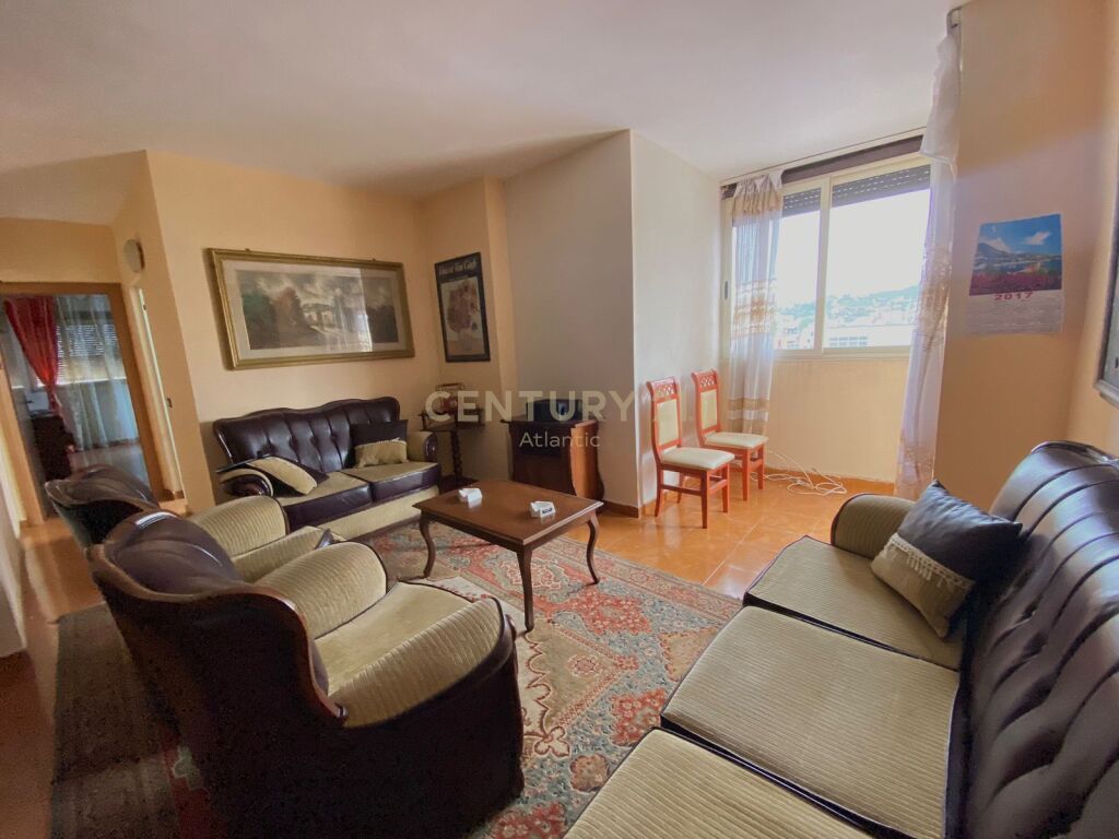 SHITET APARTAMENT 2+1+2T PRAN STADIUMIT / DURRES