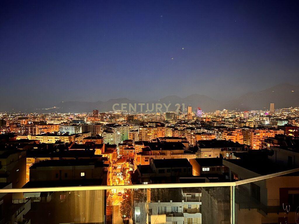 QIRA, APARTAMENT 2+1+2 TE REZIDENCA KURORA, KOPSHTI BOTANIK!