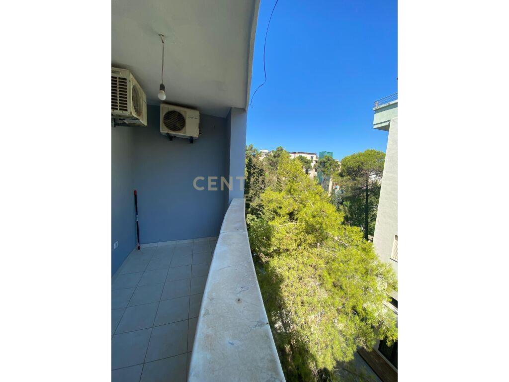 SHITET APARTAMENT 2+1+2 NE GOLEM TEK KOMPLEKSI FRESKIA!