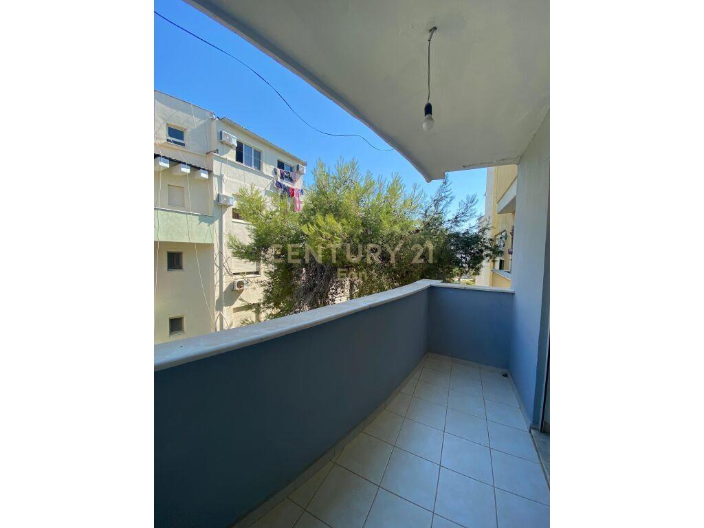 SHITET APARTAMENT 2+1+2 NE GOLEM TEK KOMPLEKSI FRESKIA!