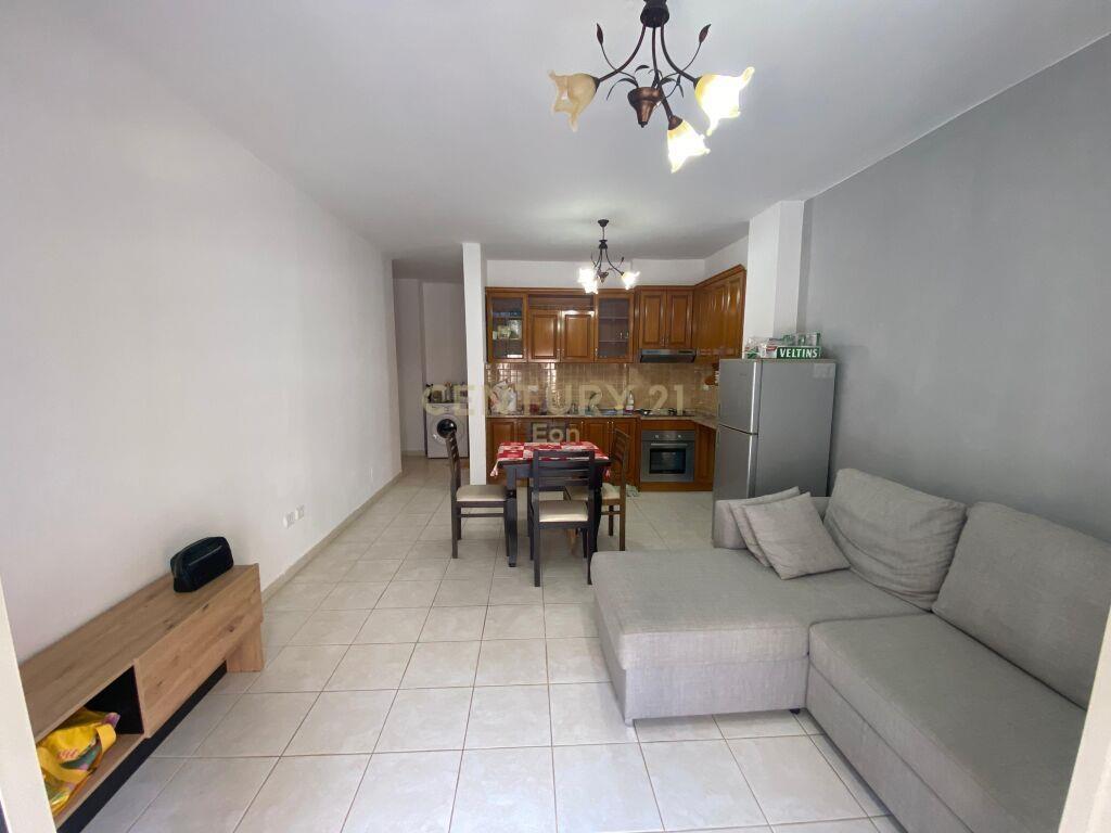 SHITET APARTAMENT 2+1+2 NE GOLEM TEK KOMPLEKSI FRESKIA!