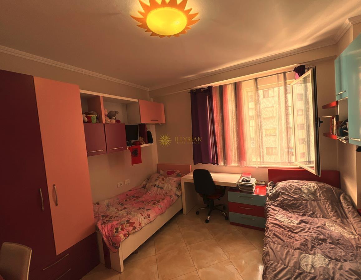 APARTAMENT 2+1 NË SHITJE, YZBERISHT