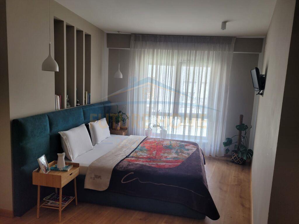 Qera, Apartament 2+1, Ish Parku i Autobuzave PRO43754