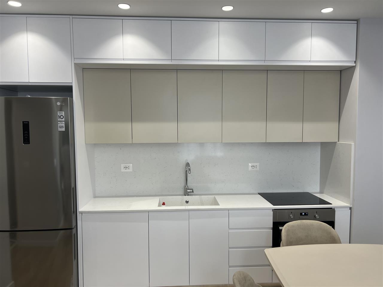 Jepet me qera Apartament 2+1+2 trio tower residence