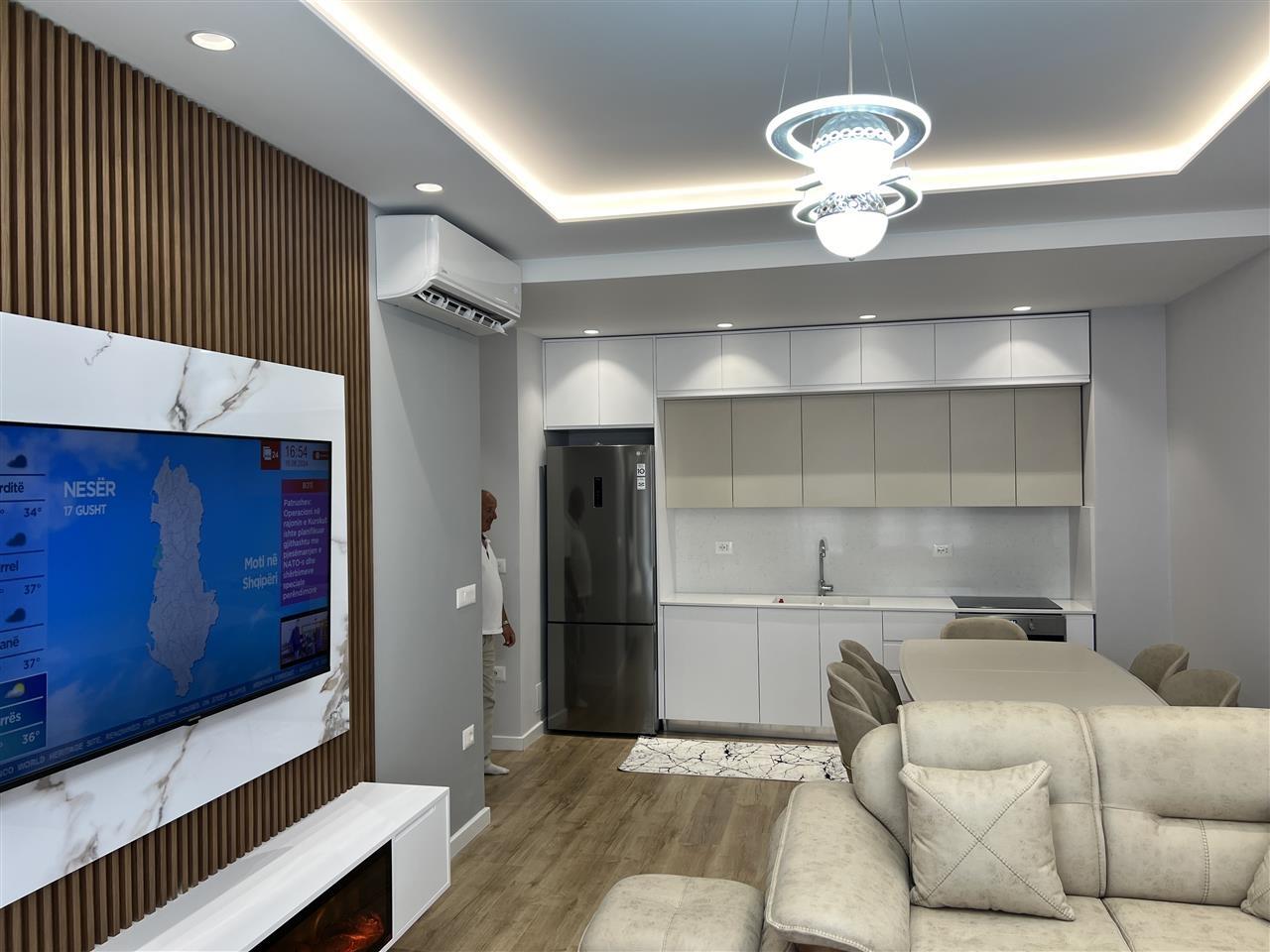 Jepet me qera Apartament 2+1+2 trio tower residence