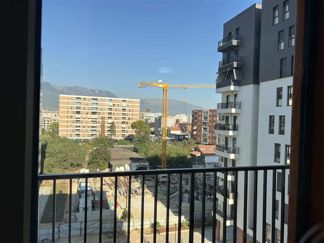 Jepet me qera Apartament 2+1+2 trio tower residence