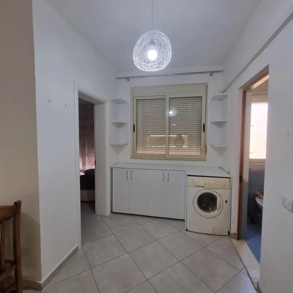 jepet apartament me qera gega oil/plazh