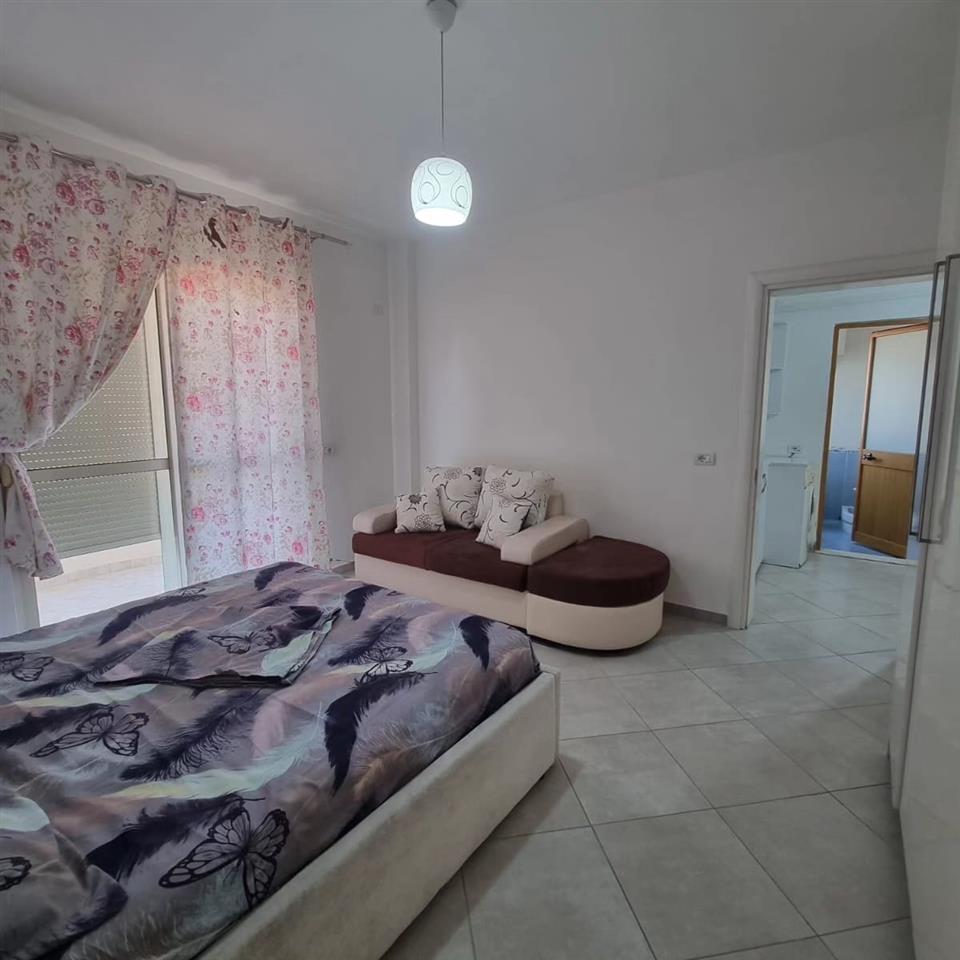 jepet apartament me qera gega oil/plazh