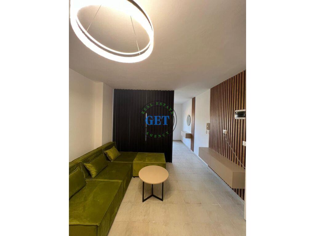 Shitet, Garsoniere e konvertuar ne 1+1, Shkembi i Kavajes, D