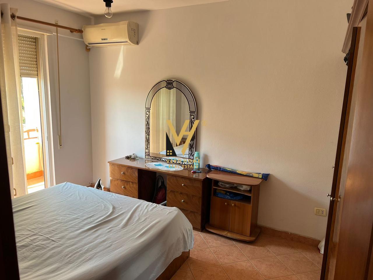 SHITET APARTAMENT 1+1+BALLKON NE GOLEM 65.000 EURO