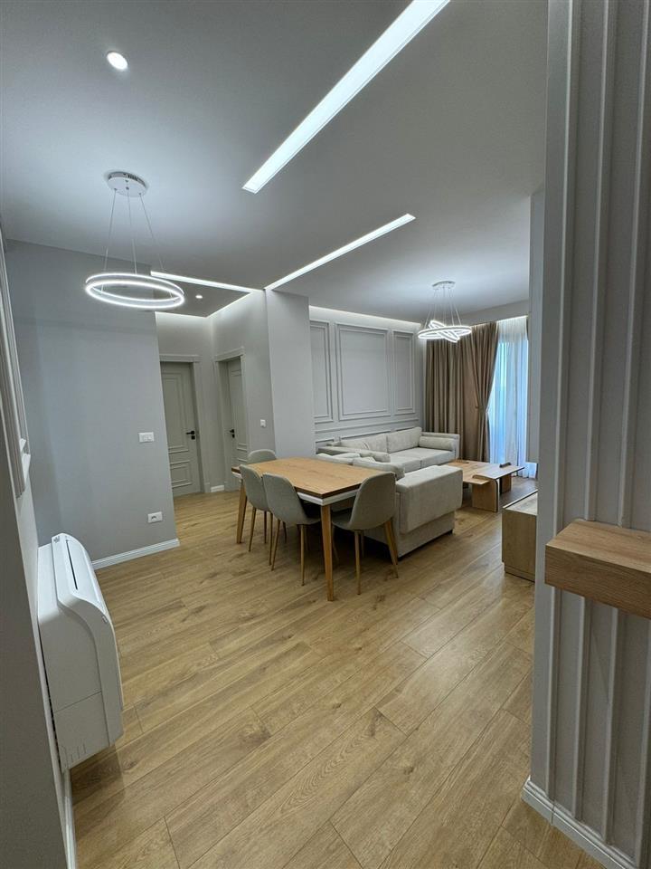 Super Apartament 2+1+2 ne shitje tek Tirana Garden Building