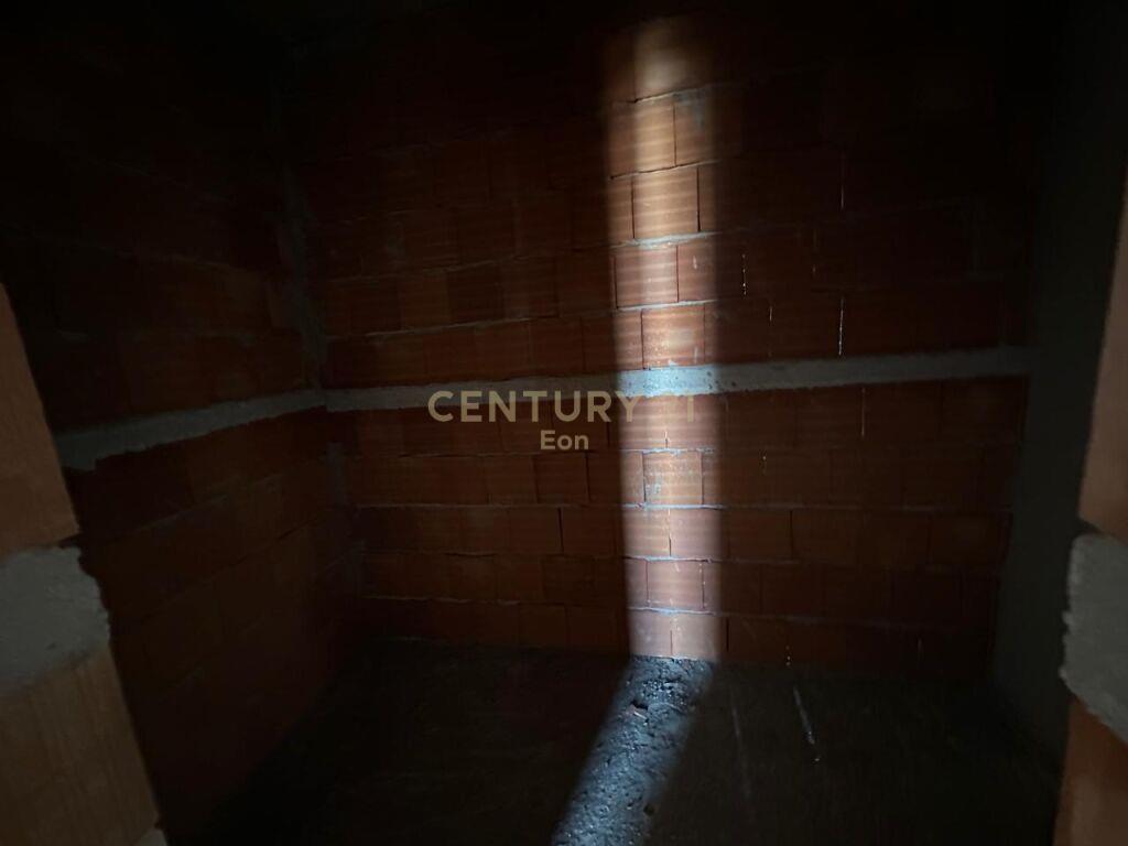 EKSKLUZIVE! SHITET APARTAMENT 2+1+2 KOMPLEKS TE RI GOLEM