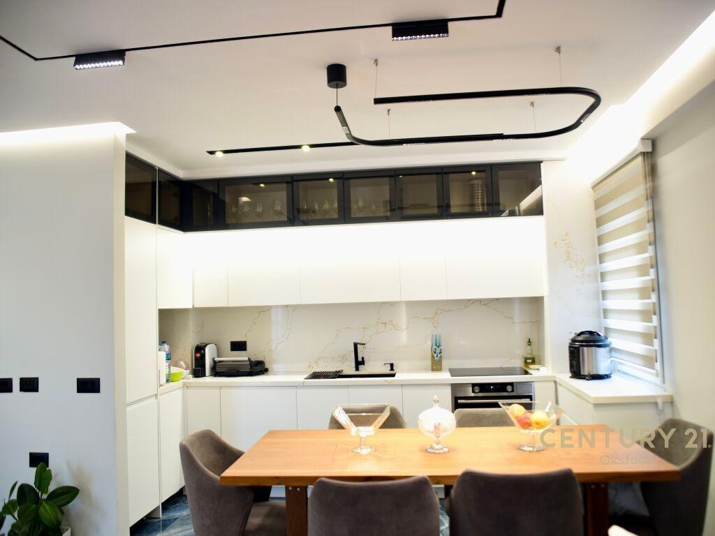 EKSLUZIVE! SHESIM APARTAMENT LUKSOZ 2+1 TEK KOPSHTI BOTANIK