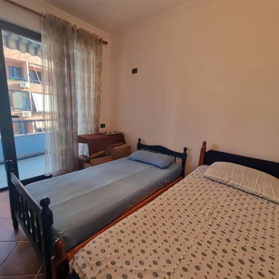 shitet garsoniere Miami 2