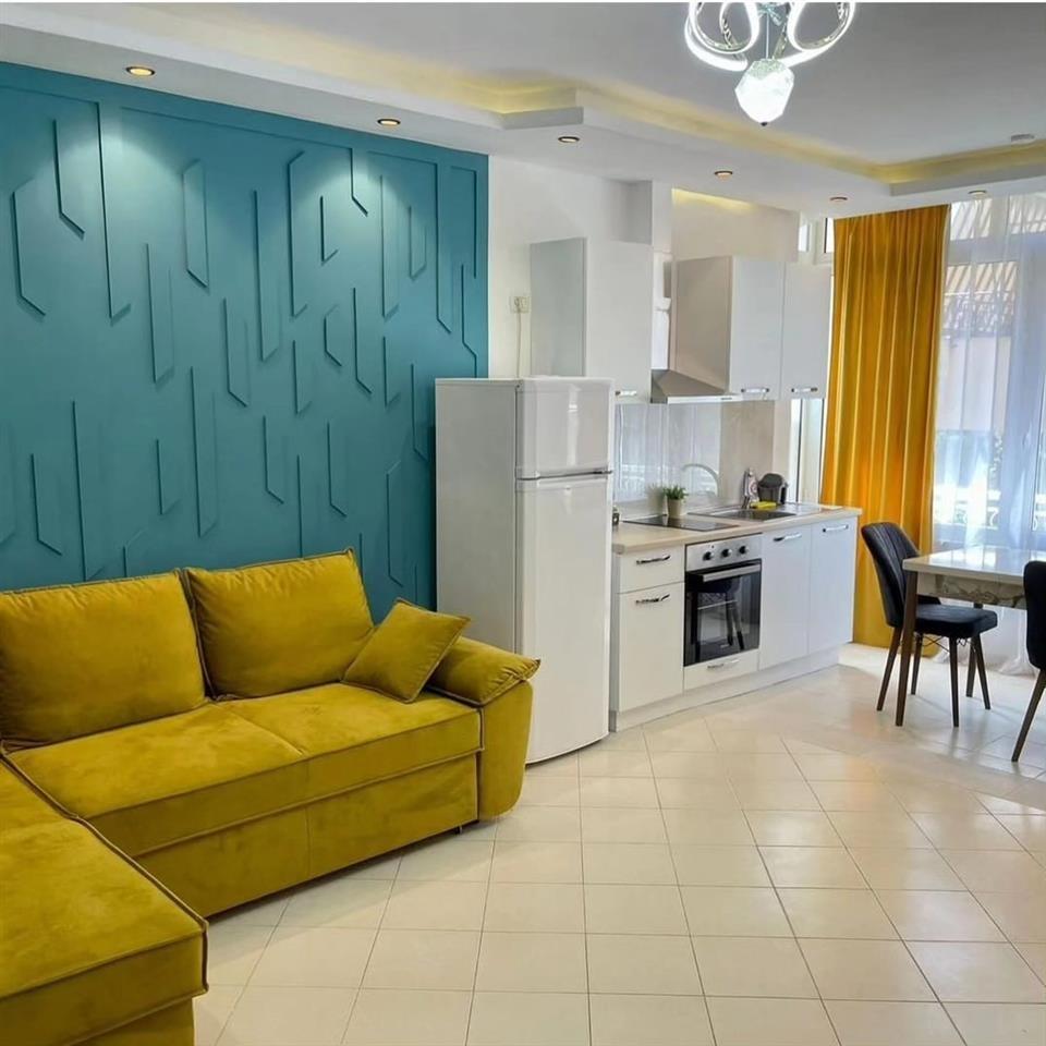 shitet garsoniere Shkembi i Kavajes