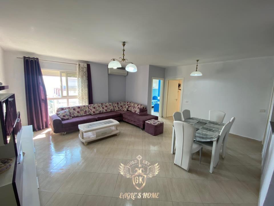 Shitet Super Apartament• Pamje nga deti Vollga