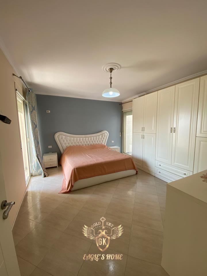 Shitet Super Apartament• Pamje nga deti Vollga