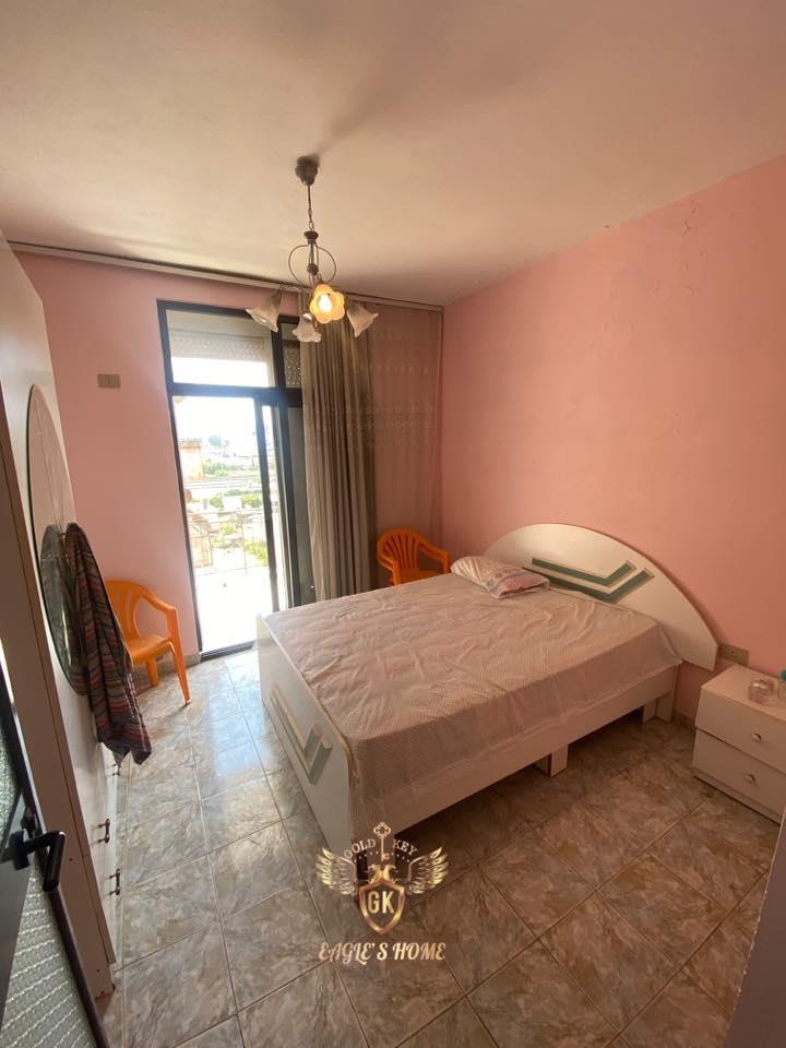 Shitet Apartament• 1+1 me 2 ballkone