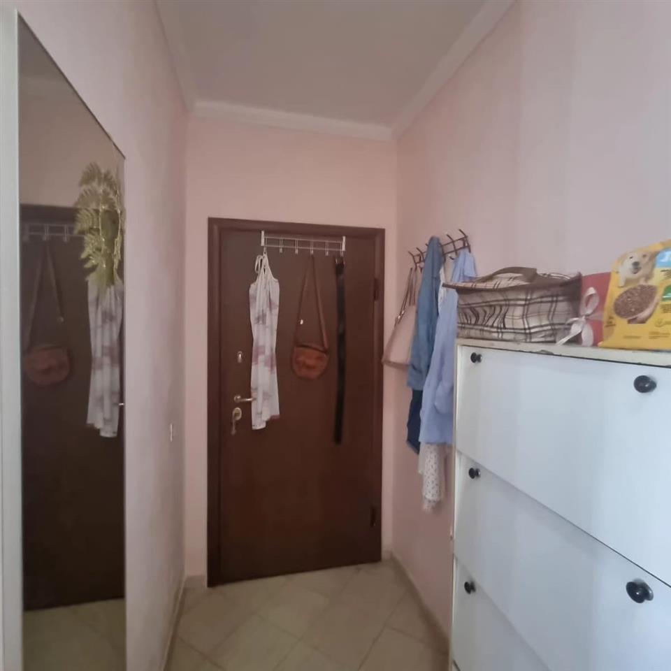 shitet garsoniere Golem