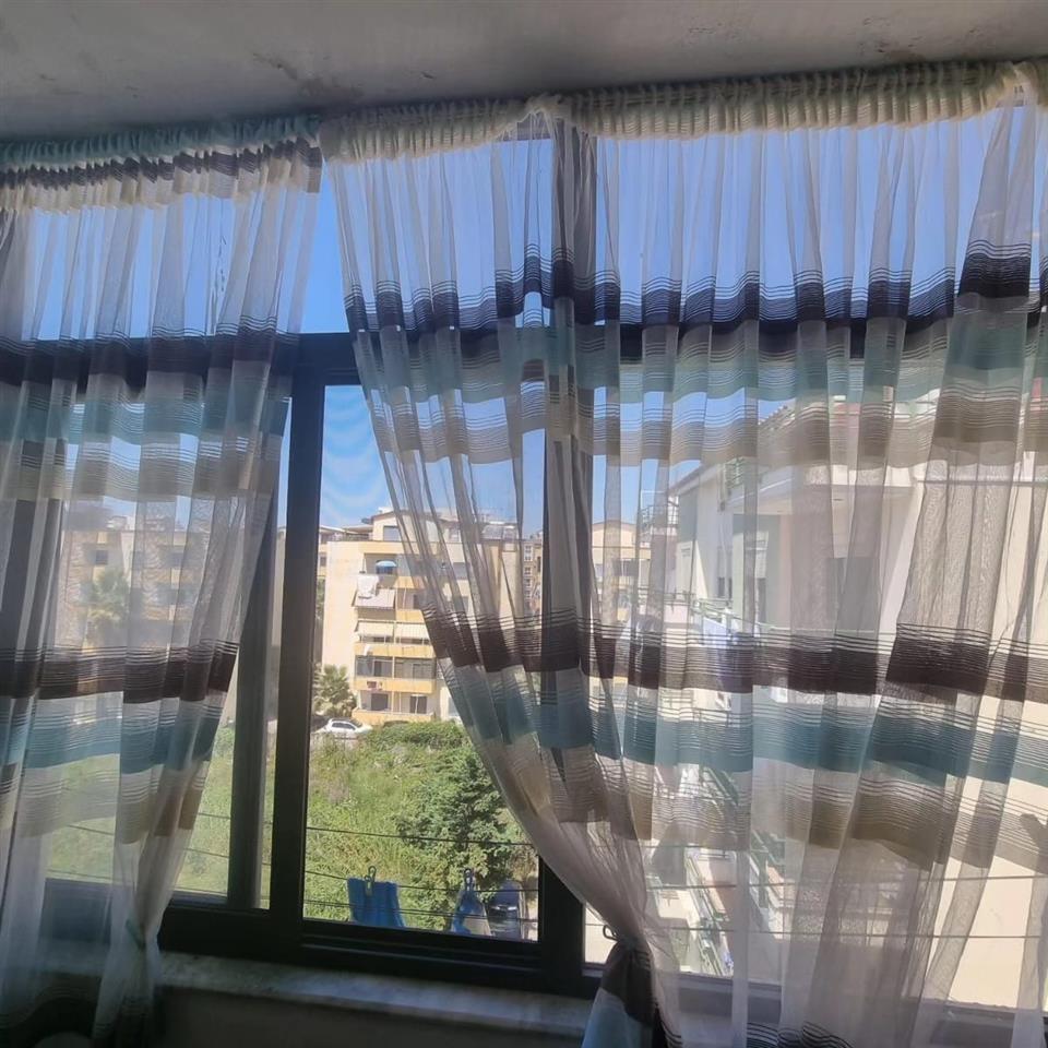 shitet garsoniere Golem