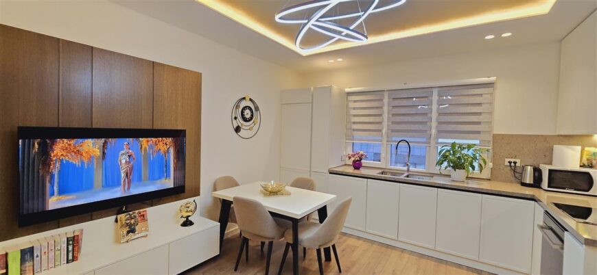 Shitet 2+1 apartament super i areduar