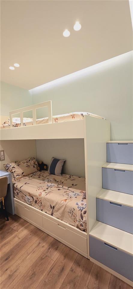 Shitet 2+1 apartament super i areduar