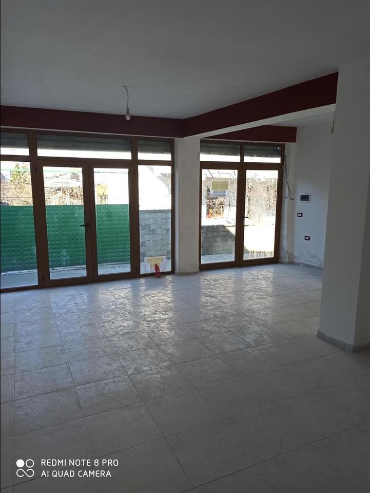 POGRADEC SHITET DYQAN