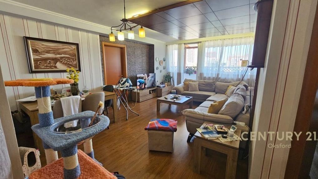 Shitet | Apartament 3+1+2+Post Parkimi | Ish Ekspozita