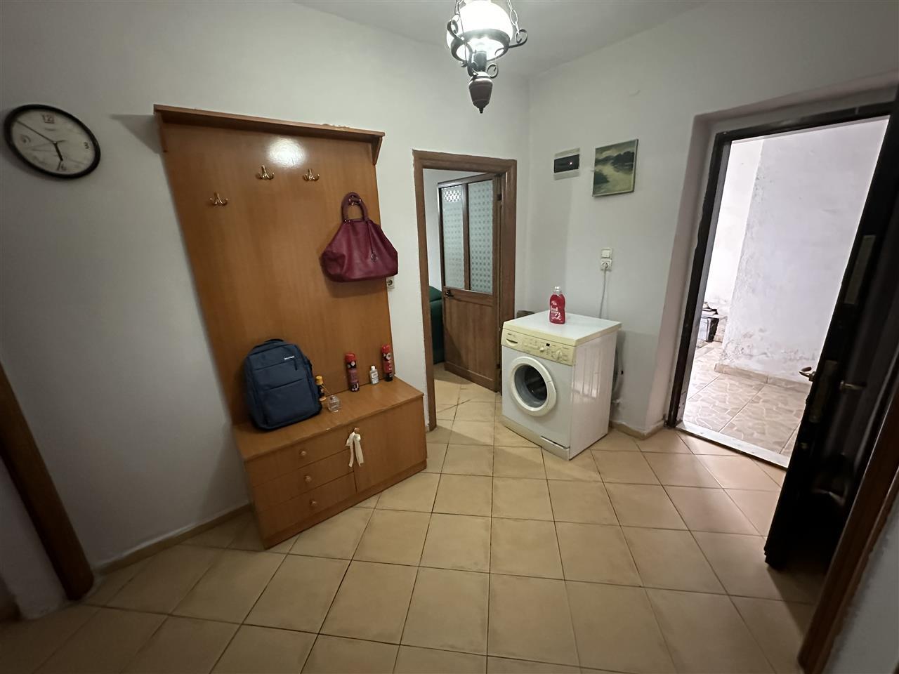 Jepet 1+1 me qera 350 euro