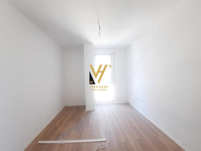 JEPET APARTAMENT 2+1+2ME QERA NE DN BOSKO 700 EURO