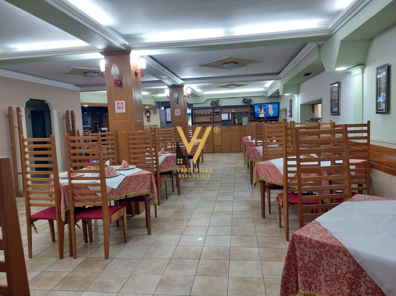 JEPET AMBIENT ME QERA TE ISH EKSPOZITA SOT 3.000EU