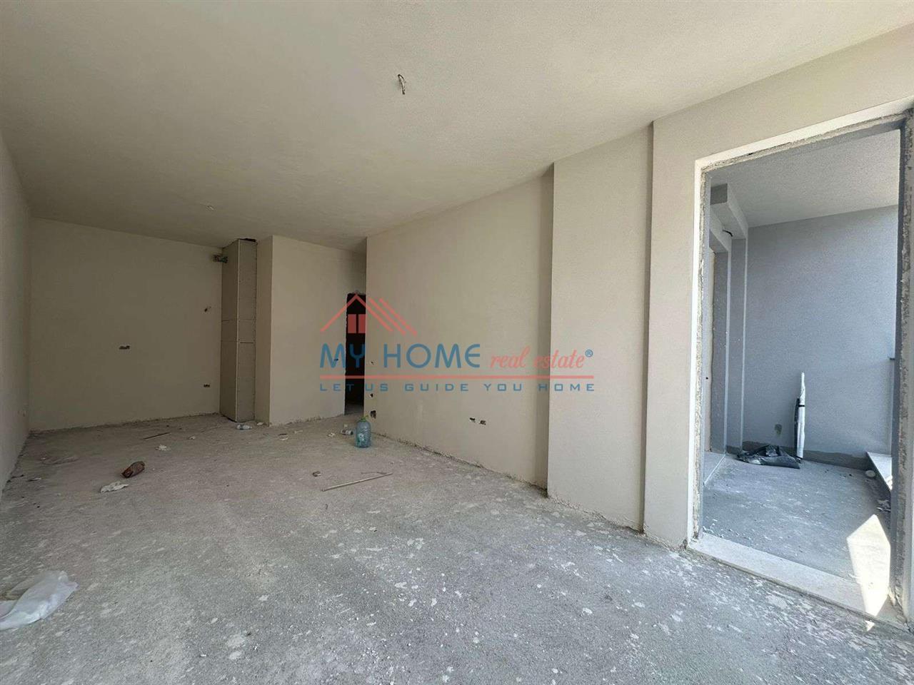 Apartament 2+1+2 Ne Shitje Tek Univers City