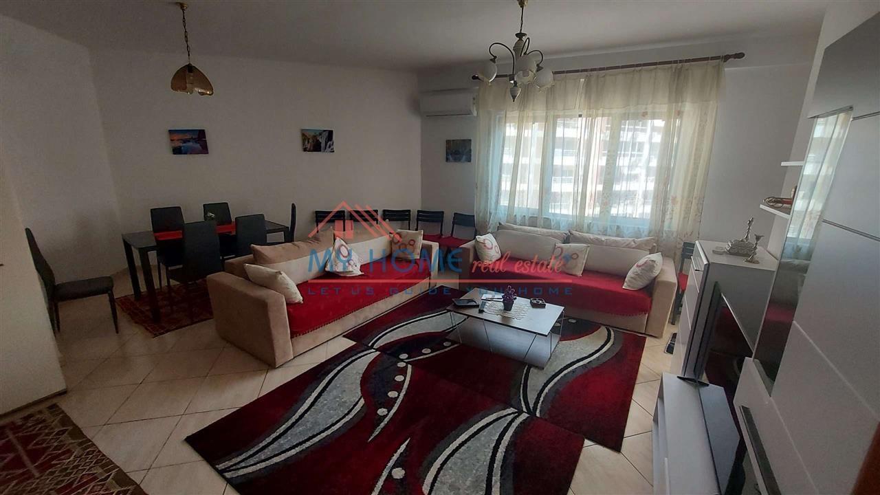 Apartament 2+1 ne shitje Stacioni i Trenit