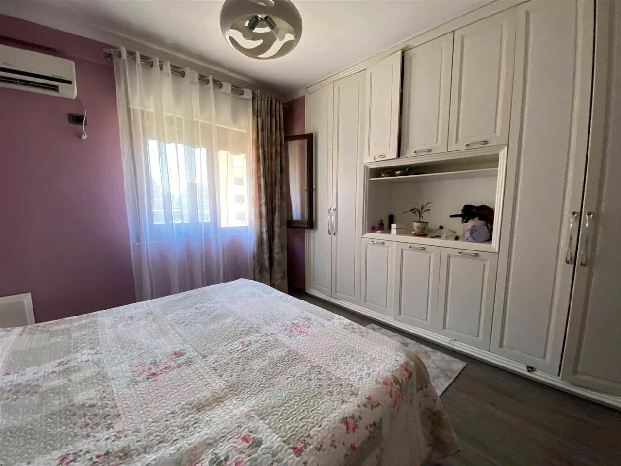 Liri shet Super Apartament 138m