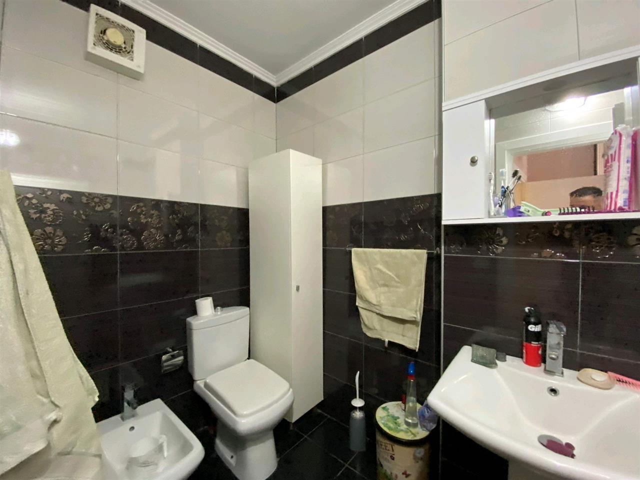 Liri shet Super Apartament 138m